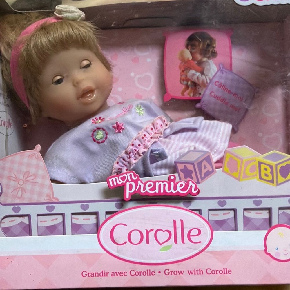 Corolla doll new in box vintage